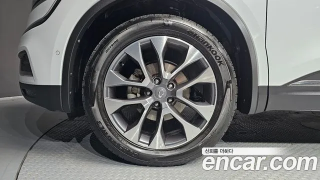 Renault-KoreaSamsung Koleos 2019 thumb 5
