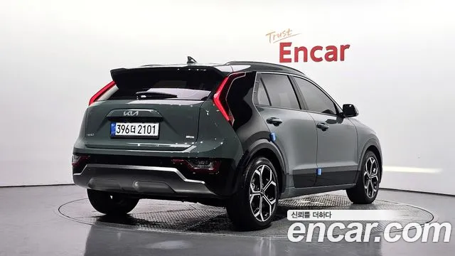 Kia Niro 2022 thumb 2