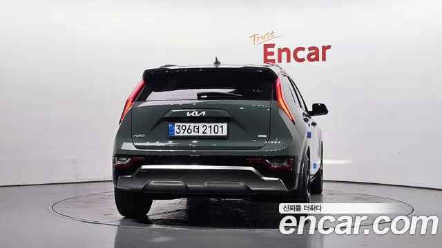 Kia Niro 2022 thumb 4