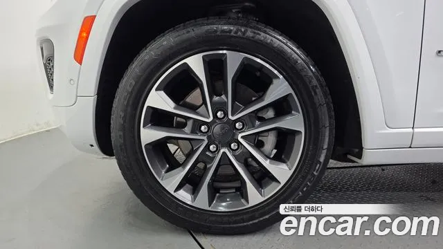 Jeep Cherokee 2021 thumb 4