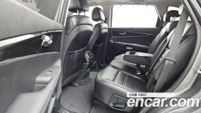Kia Sorento 2015 thumb 12