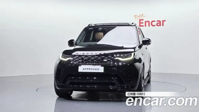 Land Rover Discovery 2025 thumb 3