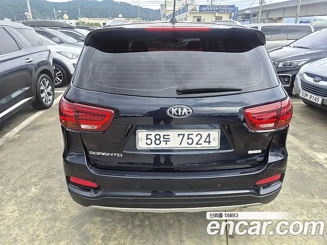 Kia Sorento 2019 thumb 4