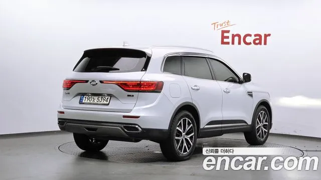 Renault-KoreaSamsung Koleos 2021 thumb 2