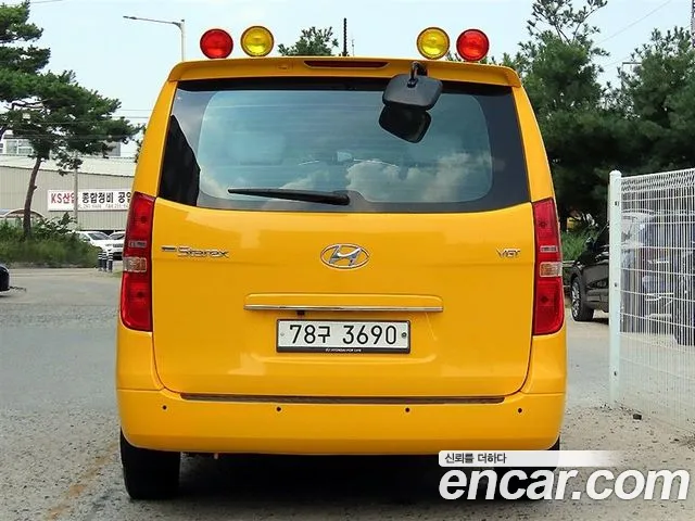 Hyundai Starex 2018 thumb 4