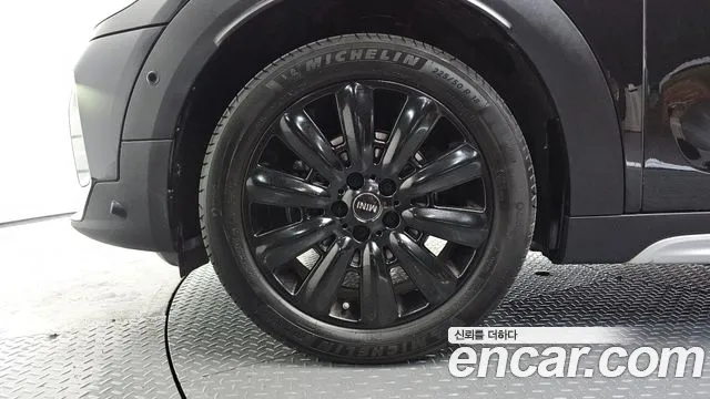 MINI Countryman 2024 thumb 4