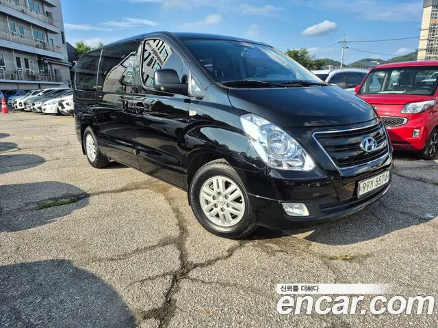 Hyundai Starex 2016 thumb 3