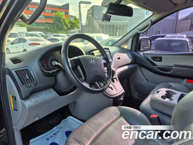 Hyundai Starex 2016 thumb 9