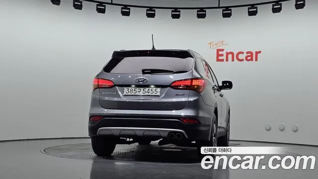 Hyundai Santa Fe 2013 thumb 4