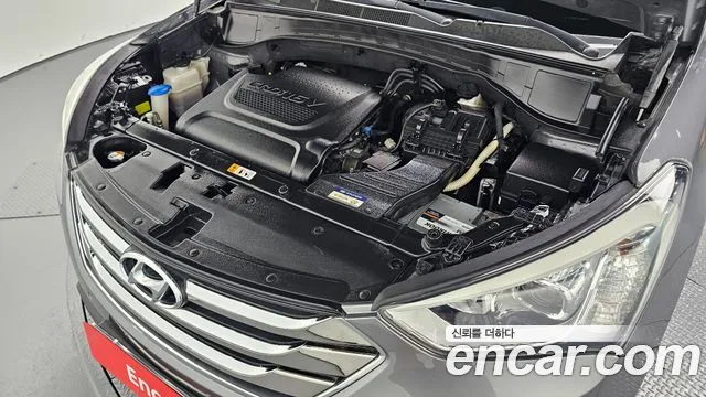 Hyundai Santa Fe 2013 thumb 6