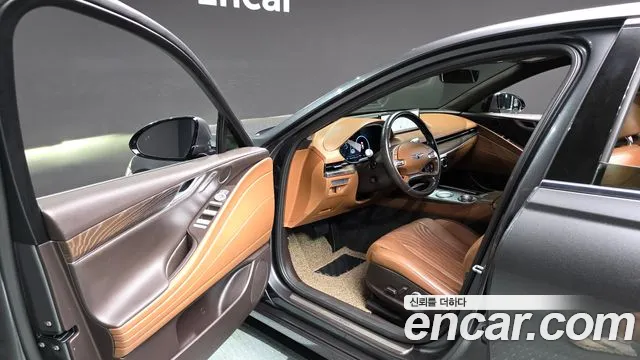 Genesis G80 2020 thumb 10