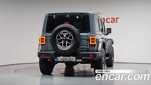 Jeep Wrangler 2025 thumb 3