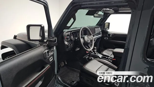 Jeep Wrangler 2025 thumb 9