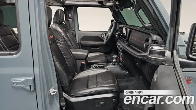 Jeep Wrangler 2025 thumb 10
