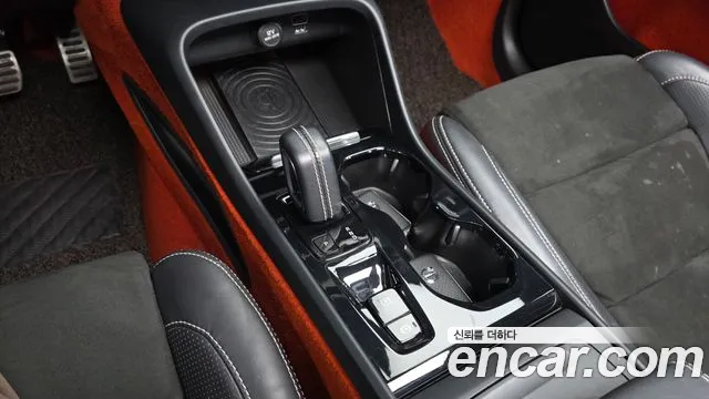 Volvo XC40 2018 thumb 8