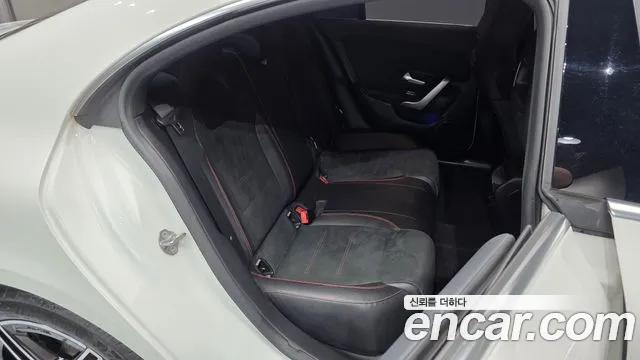 Mercedes-Benz CLA 2020 thumb 11