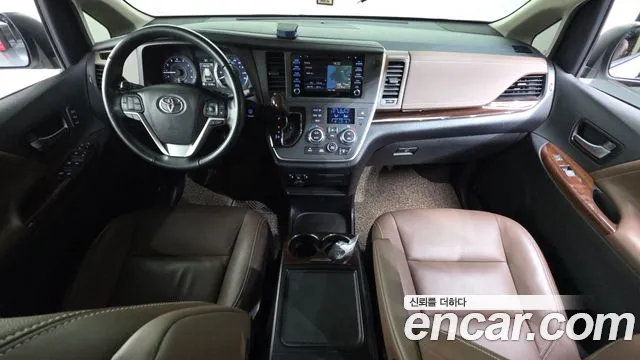 Toyota Sienna 2020 thumb 7