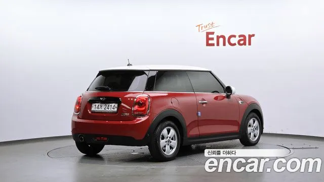 MINI Hatch 2017 thumb 2