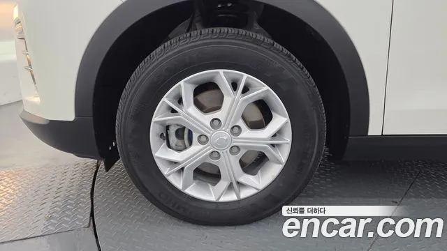 KG_Mobility_Ssangyong TIBOLI 2023 thumb 5