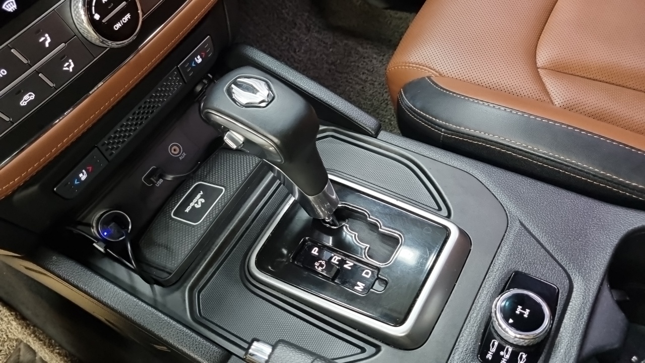 KG_Mobility_Ssangyong Rexton 2019 thumb 9