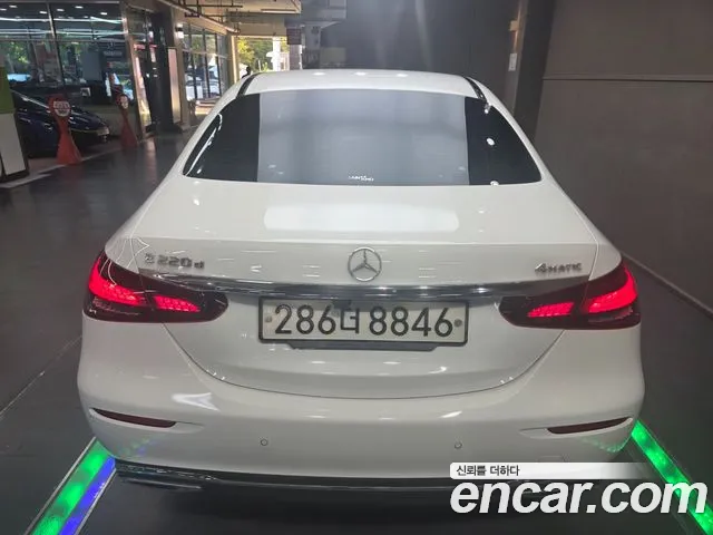 Mercedes-Benz E-Класс 2021 thumb 4