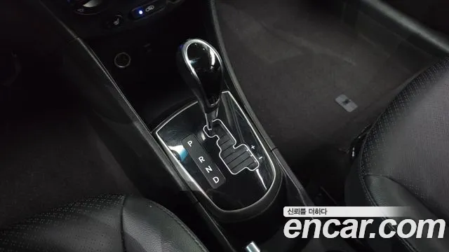 Hyundai Accent 2016 thumb 9