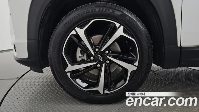 ChevroletGMDaewoo TrailBlazer 2021 thumb 4