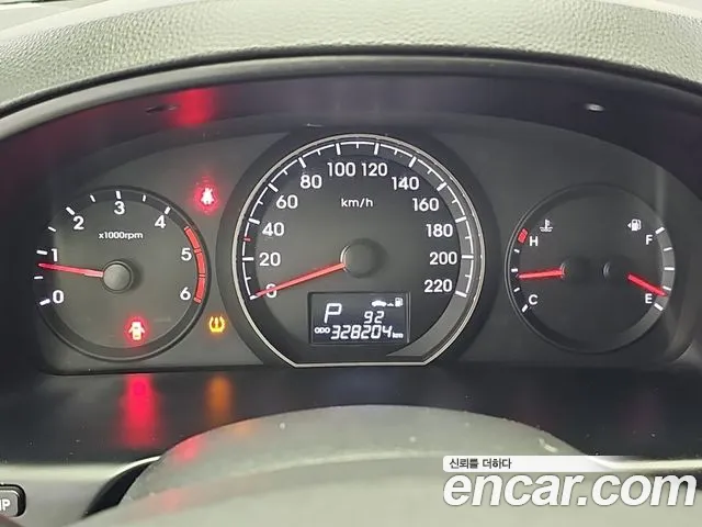 Hyundai Starex 2016 thumb 5