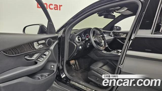 Mercedes-Benz GLC 2019 thumb 9