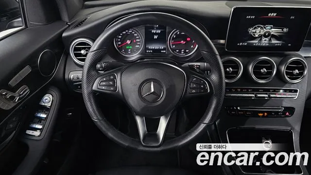 Mercedes-Benz GLC 2019 thumb 12