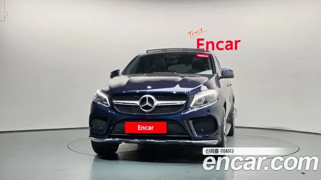 Mercedes-Benz GLE 2017 thumb 2