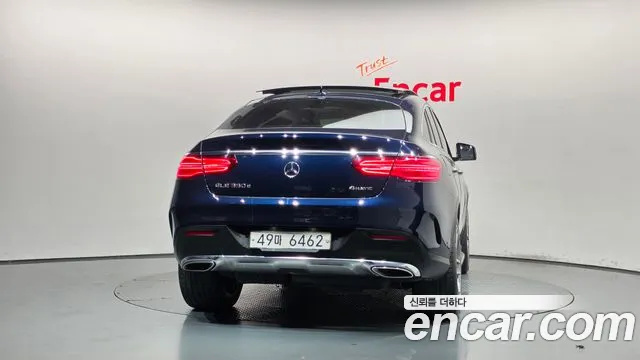 Mercedes-Benz GLE 2017 thumb 3