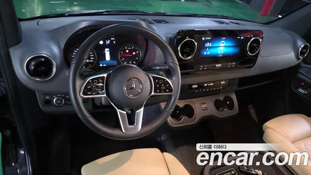 Mercedes-Benz Sprinter 2022 thumb 7