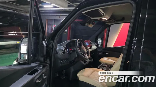 Mercedes-Benz Sprinter 2022 thumb 10