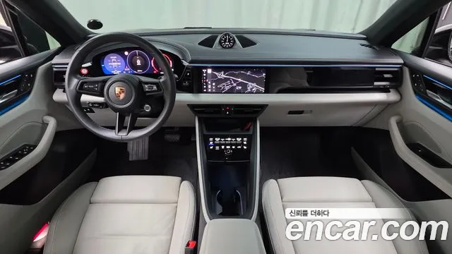 Porsche Macan 2025 thumb 7