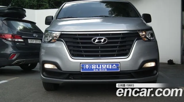 Hyundai Starex 2020 thumb 3