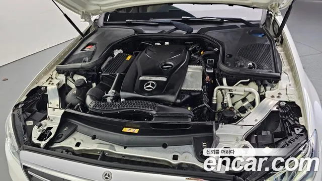 Mercedes-Benz E-Класс 2020 thumb 6