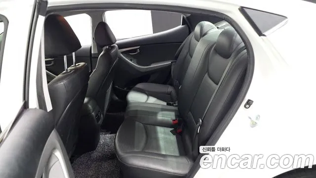 Hyundai Avante 2013 thumb 12
