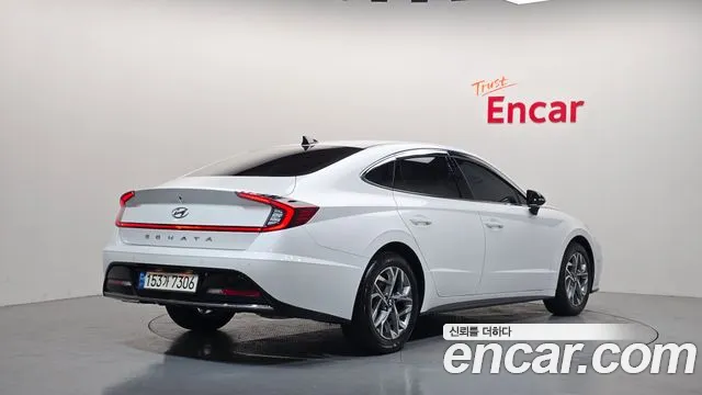 Hyundai Sonata 2022 thumb 2