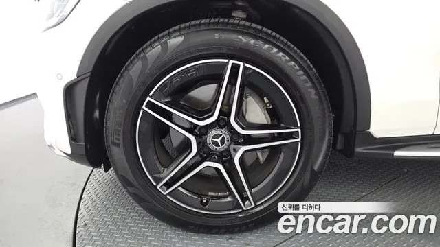 Mercedes-Benz GLC 2023 thumb 5