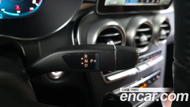 Mercedes-Benz GLC 2023 thumb 9