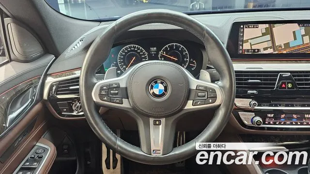 BMW Gran Turismo 2019 thumb 12