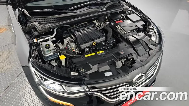 Renault-KoreaSamsung Megane 2017 thumb 6