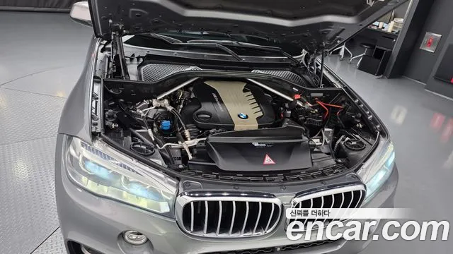 BMW X6 2018 thumb 6