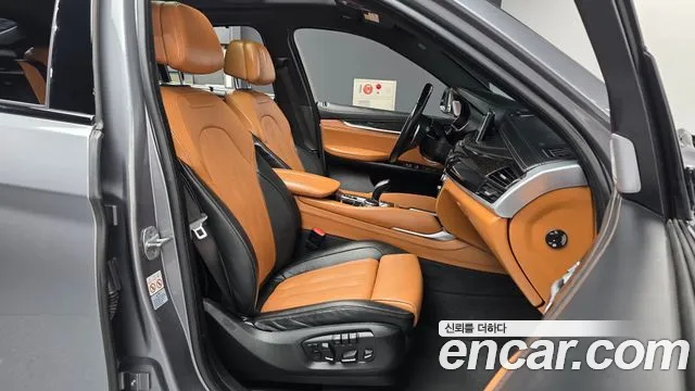 BMW X6 2018 thumb 11