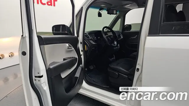 Kia Ray 2016 thumb 10