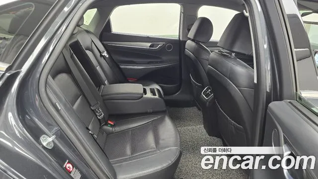 Hyundai Grandeur 2018 thumb 11