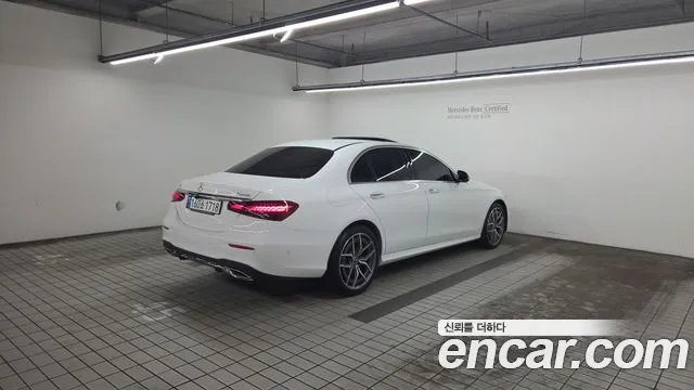 Mercedes-Benz E-Класс 2022 thumb 2