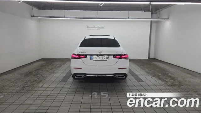 Mercedes-Benz E-Класс 2022 thumb 4