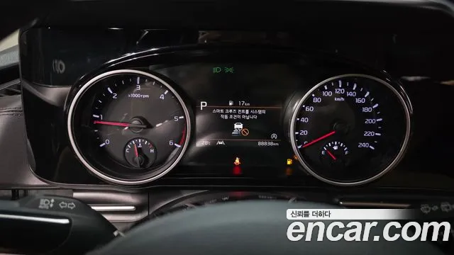 Kia Carnival 2022 thumb 8